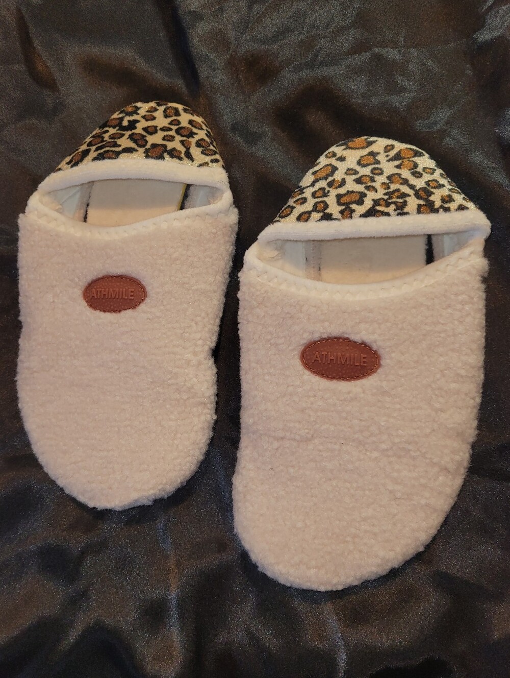 Cream Sherpa Slip-On Shoes with Leopard Accent, 6.5-7.5